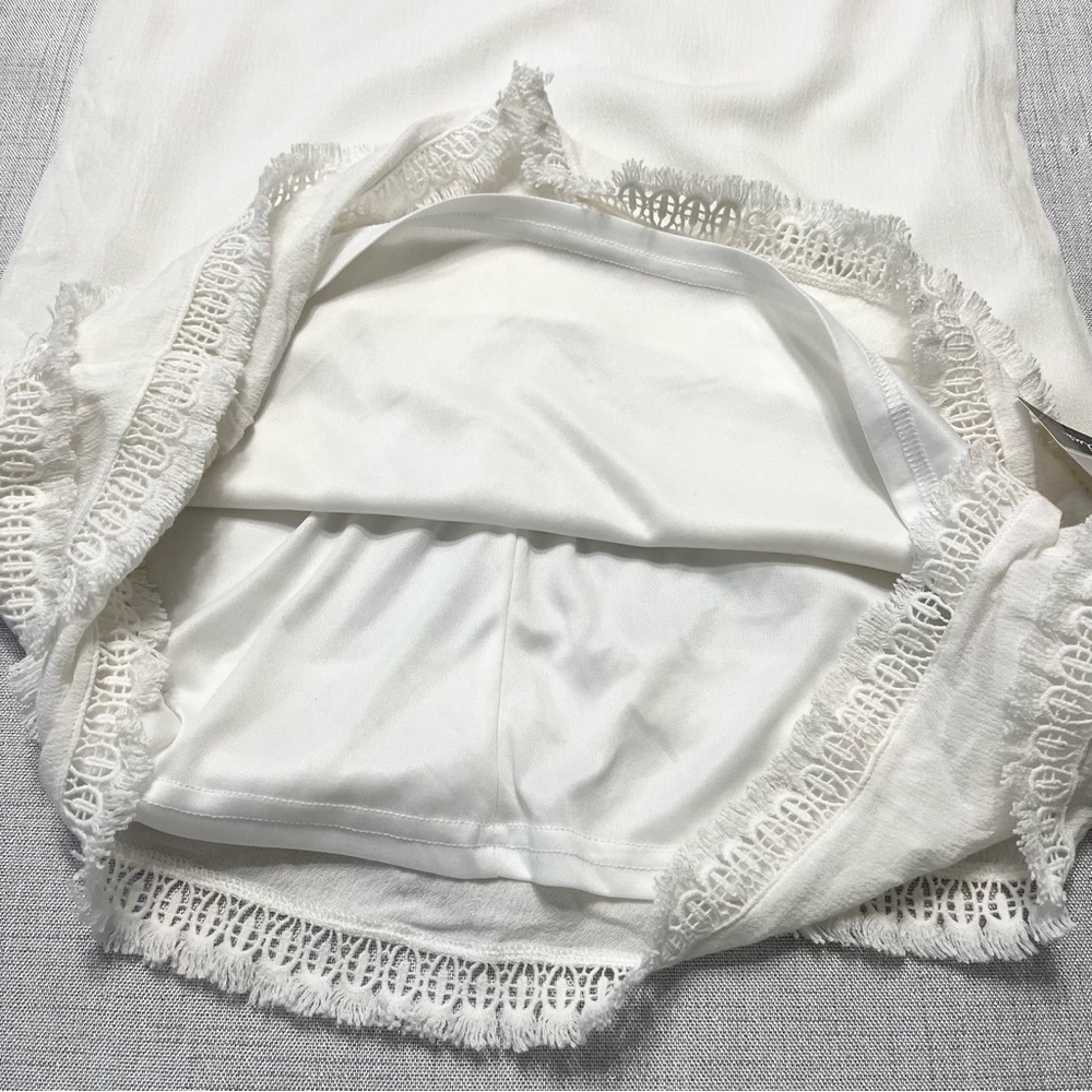 Lulu’s Buenos Aires White Shift Dress NWT Sz M Beach Resortwear Boho Minimalist - Picture 9 of 10